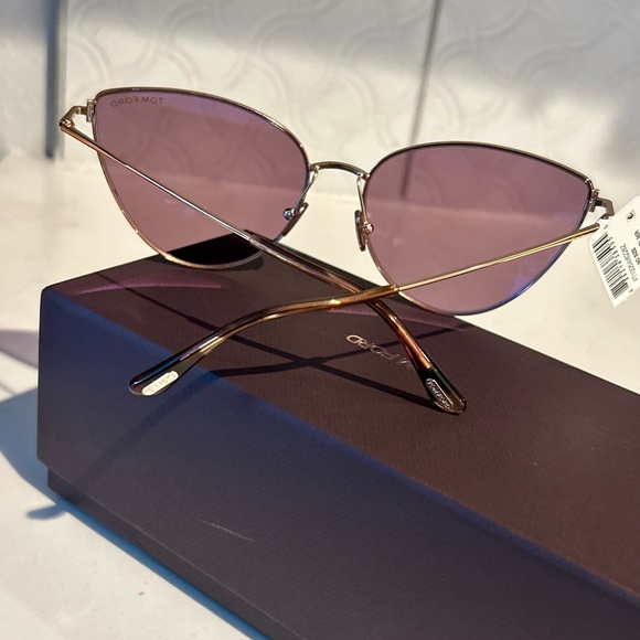 Tom Ford Anaia Metal Cat-eye sunglasses - Picture 7 of 8